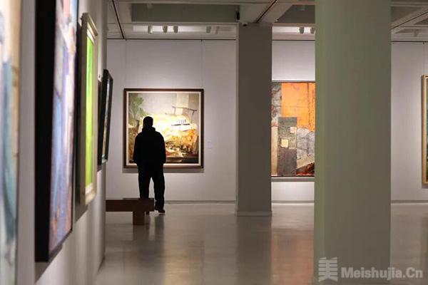 快讯 | 第八届全国青年美术作品展览在重庆开幕